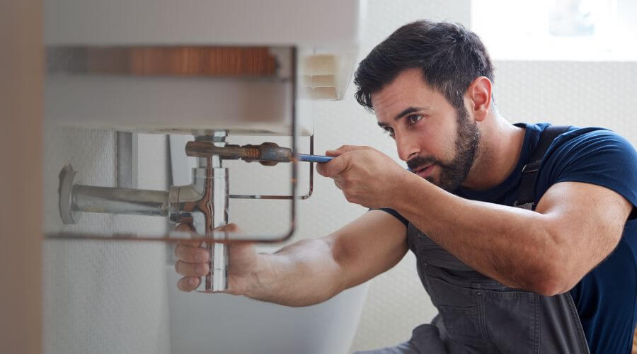 Expert burst pipe repair services in Bradford, IL